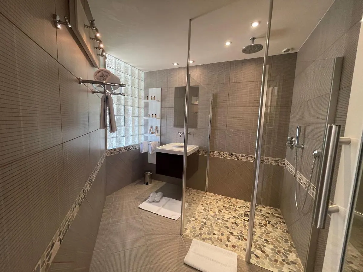 Guest house Chateau De Cachard Boffres France